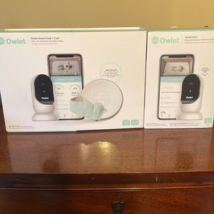 Owlet smart sock and 2 cameras